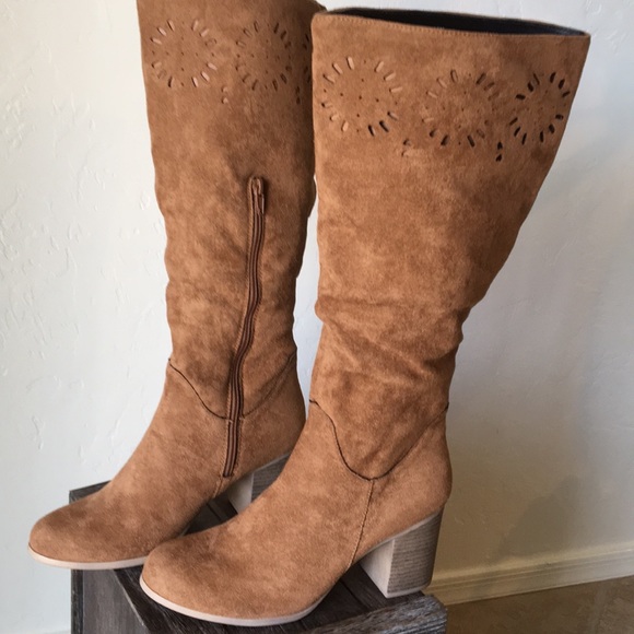 dolce boots by mojo moxy